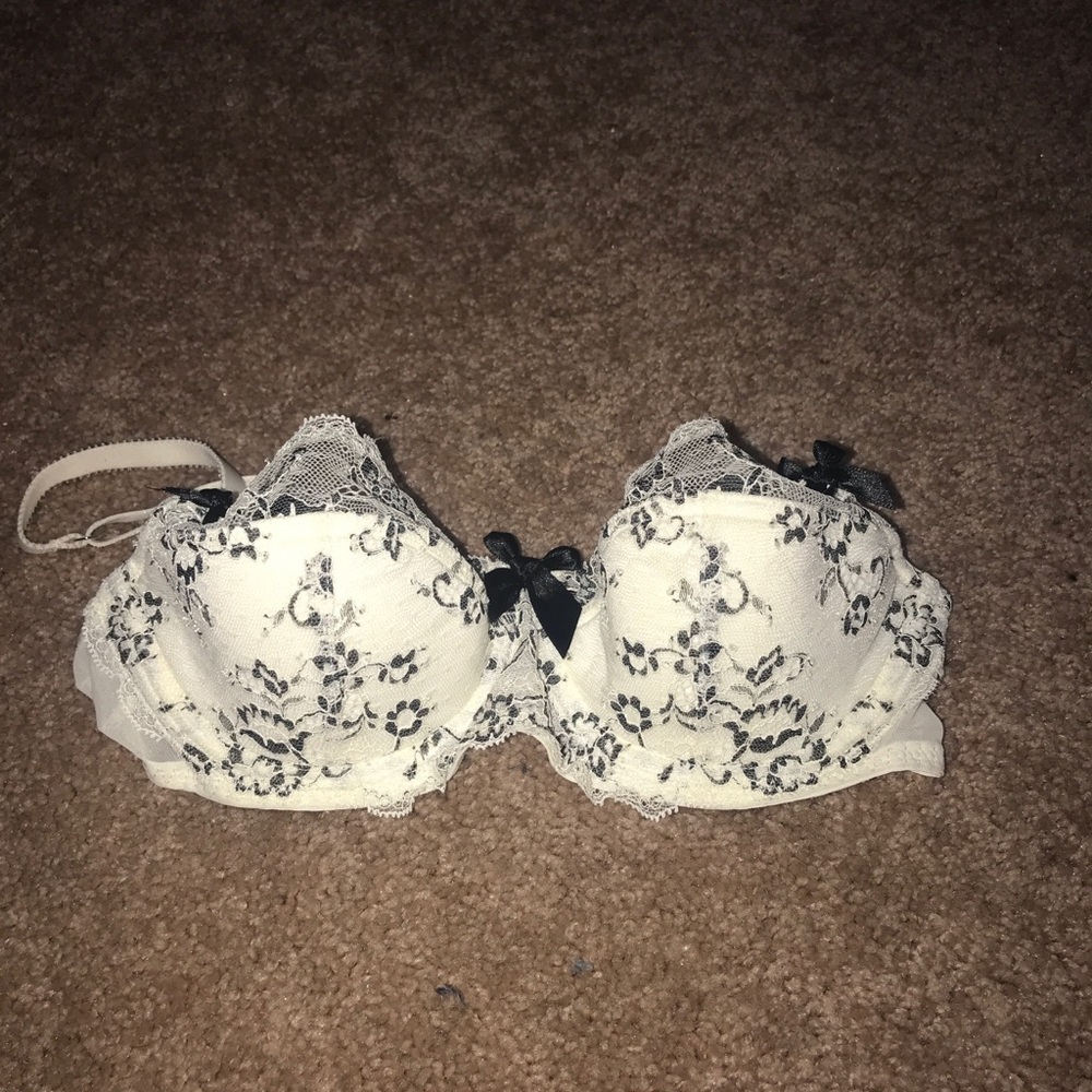 Victoria secret bra